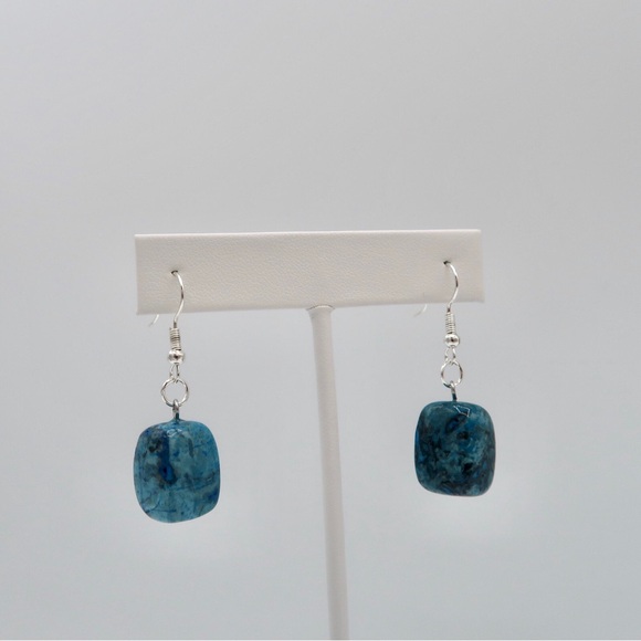 APATITE EARRINGS - Picture 3 of 4